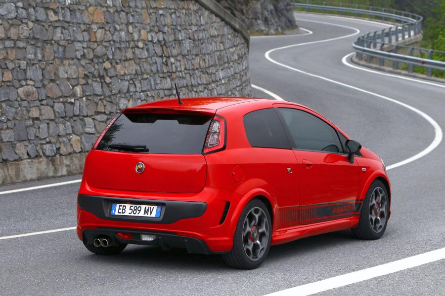  Abarth Punto Evo (199) 2010 года  (фото 34 из 57)
